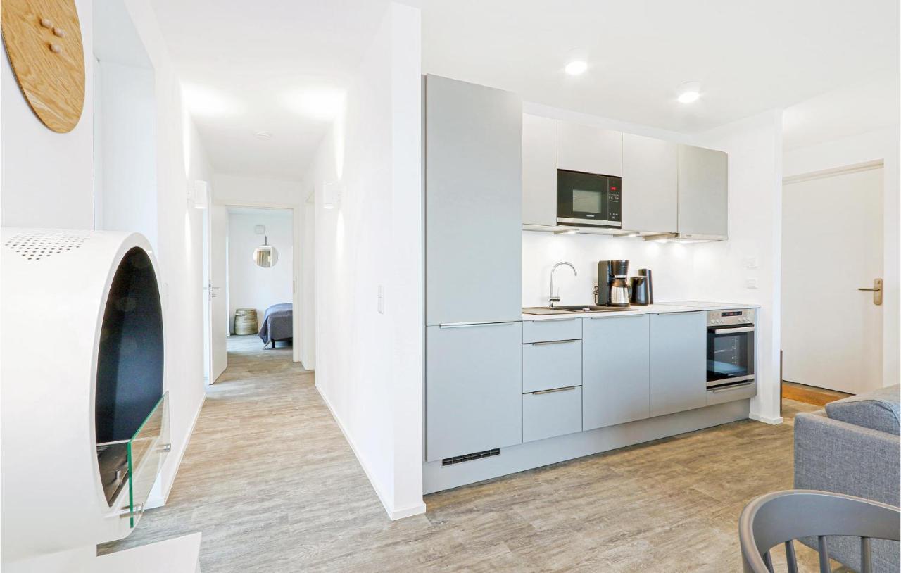 2 Bedroom Cozy Apartment In Lembruch-Duemmer See 외부 사진
